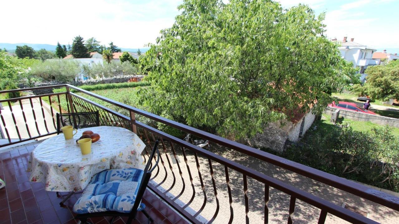 Apartments And Rooms Jelka Малинска Экстерьер фото