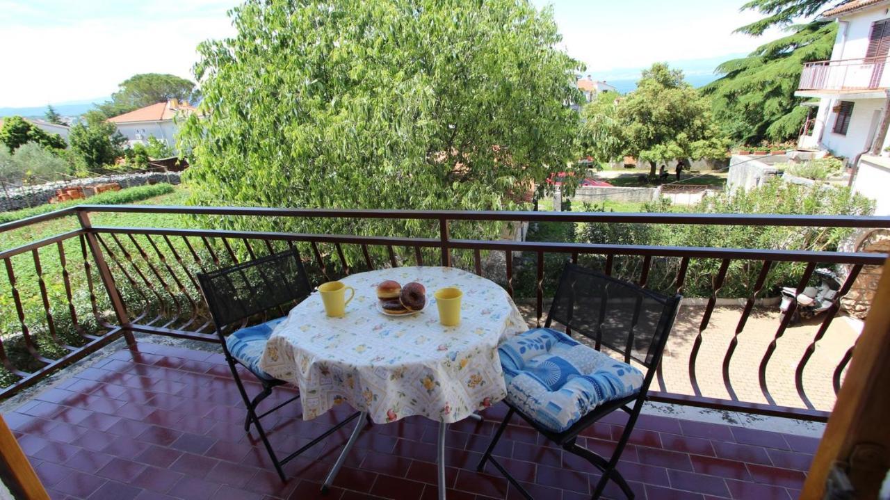 Apartments And Rooms Jelka Малинска Экстерьер фото